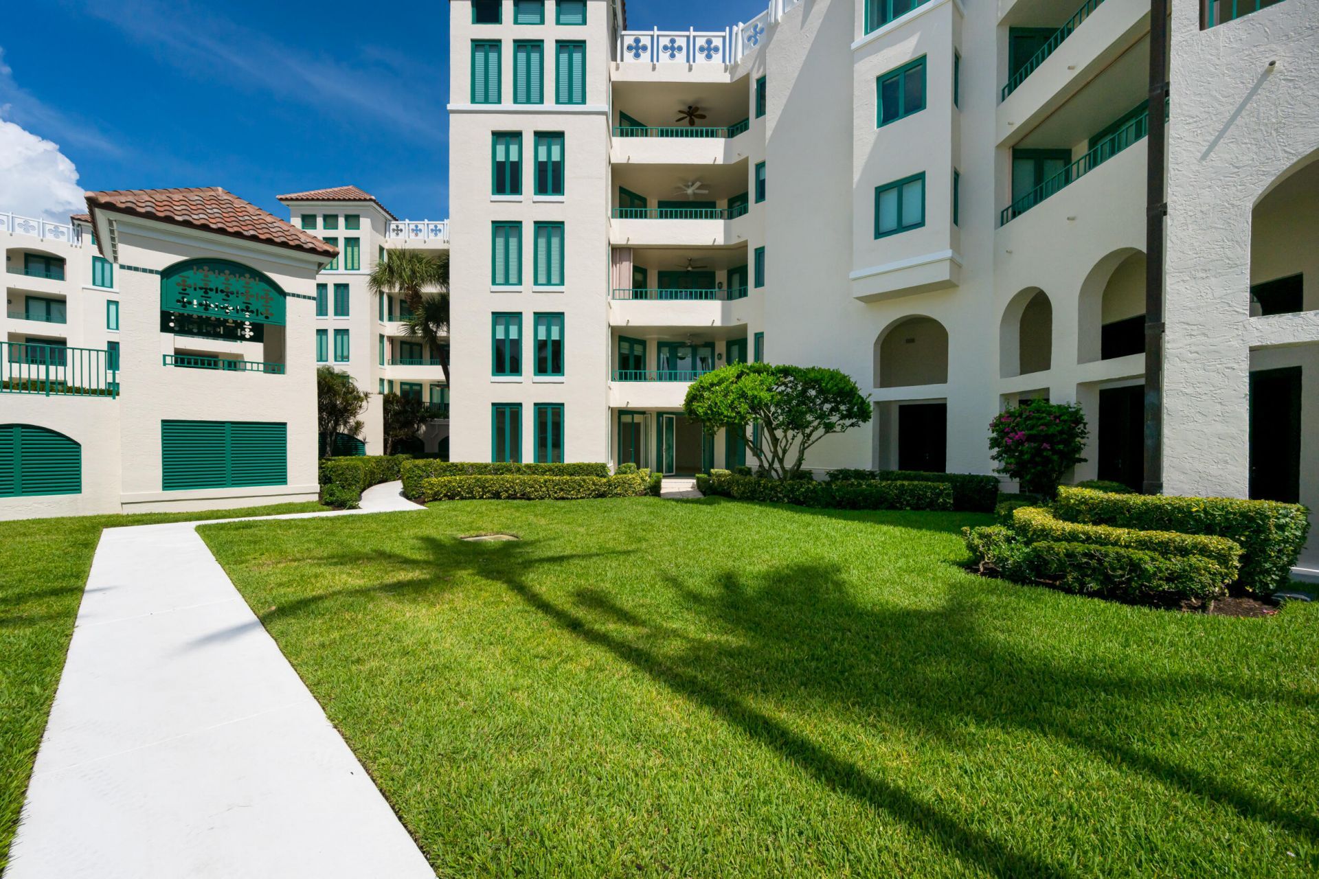 100 SE 5th Avenue, Unit 107, Boca Raton, FL 33432 Photo