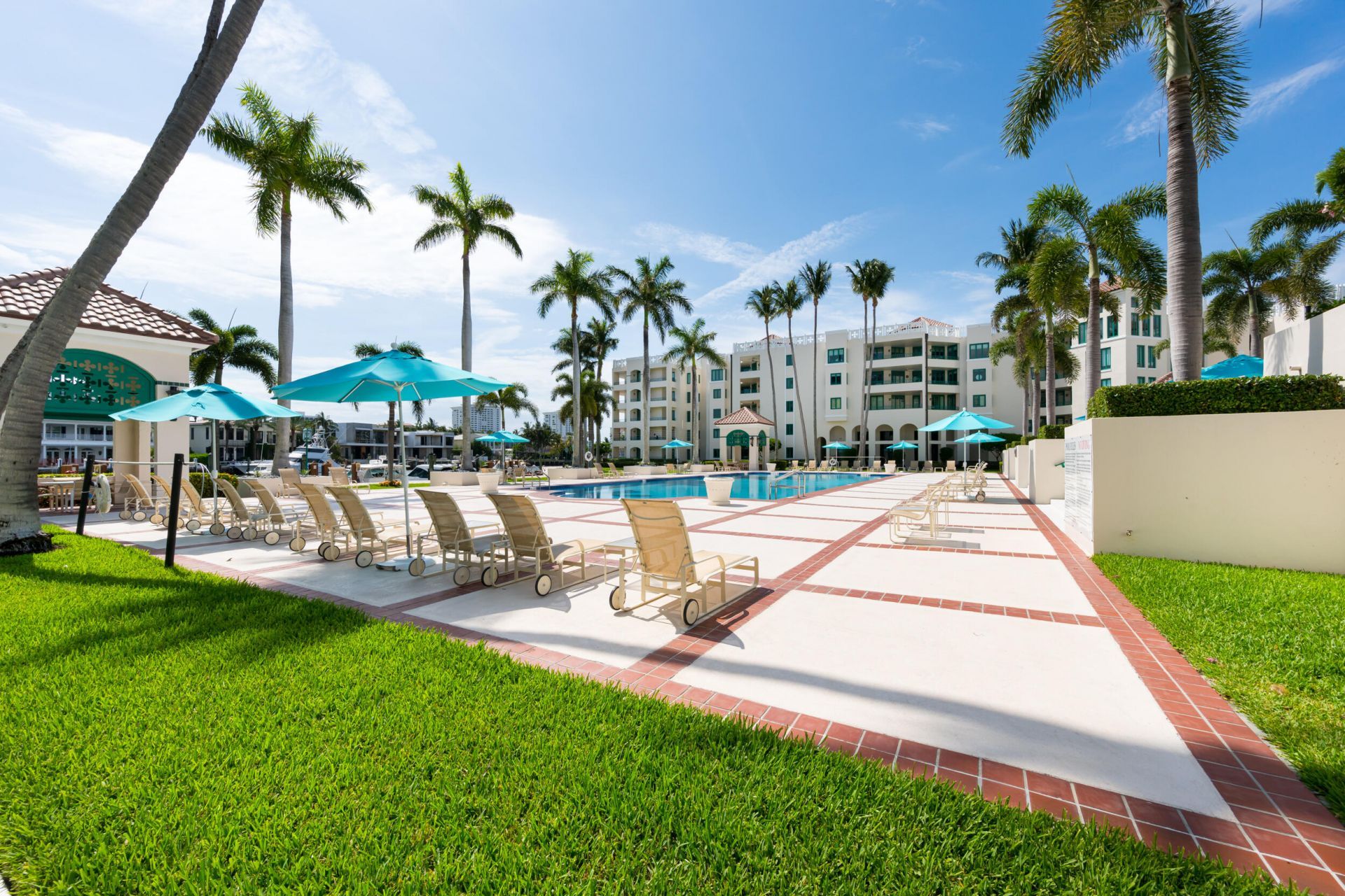 100 SE 5th Avenue, Unit 107, Boca Raton, FL 33432 Photo