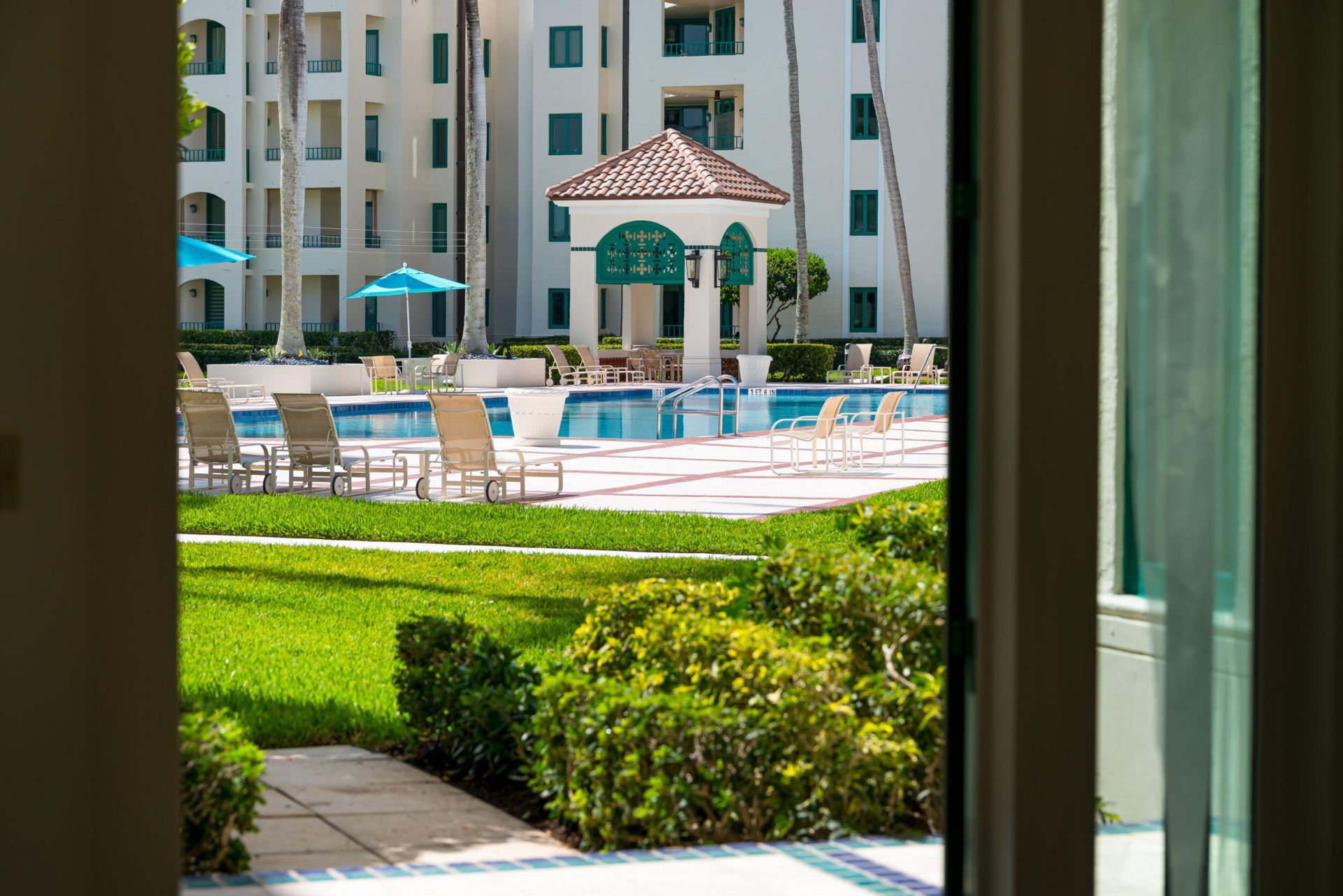 100 SE 5th Avenue, Unit 107, Boca Raton, FL 33432 Photo