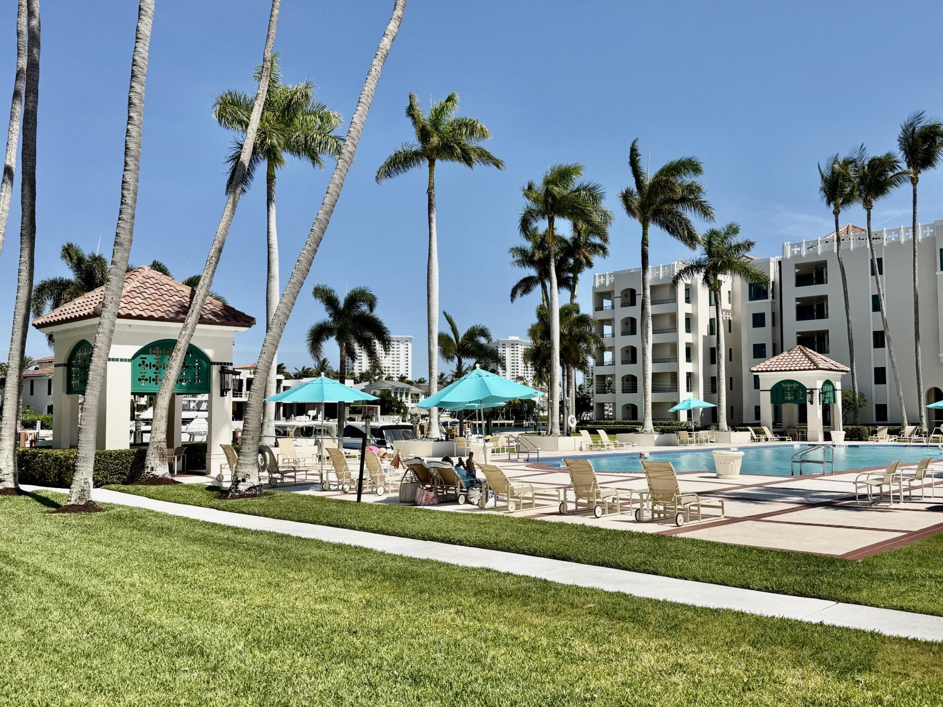 100 SE 5th Avenue, Unit 107, Boca Raton, FL 33432 Photo