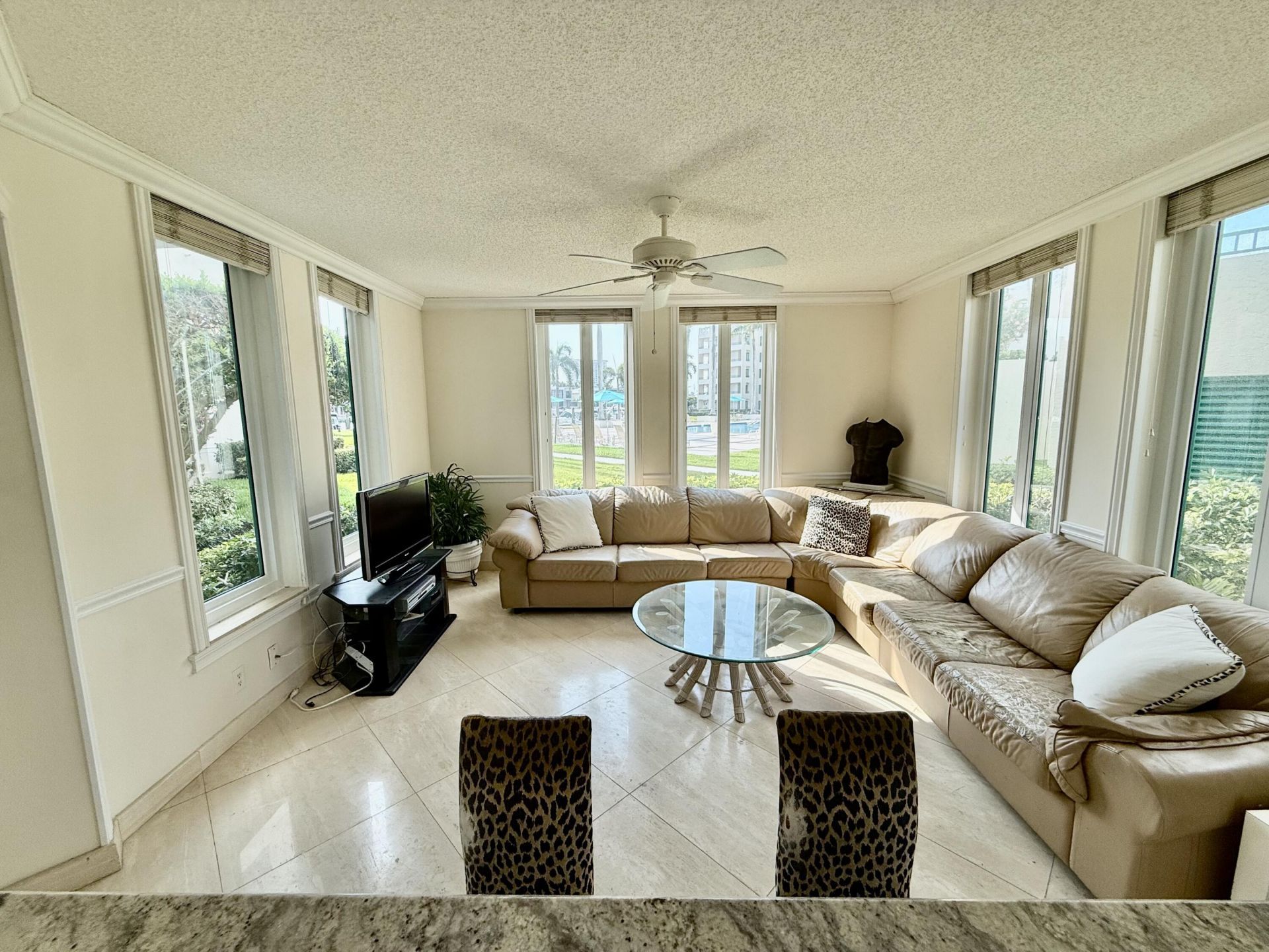 100 SE 5th Avenue, Unit 107, Boca Raton, FL 33432 Photo