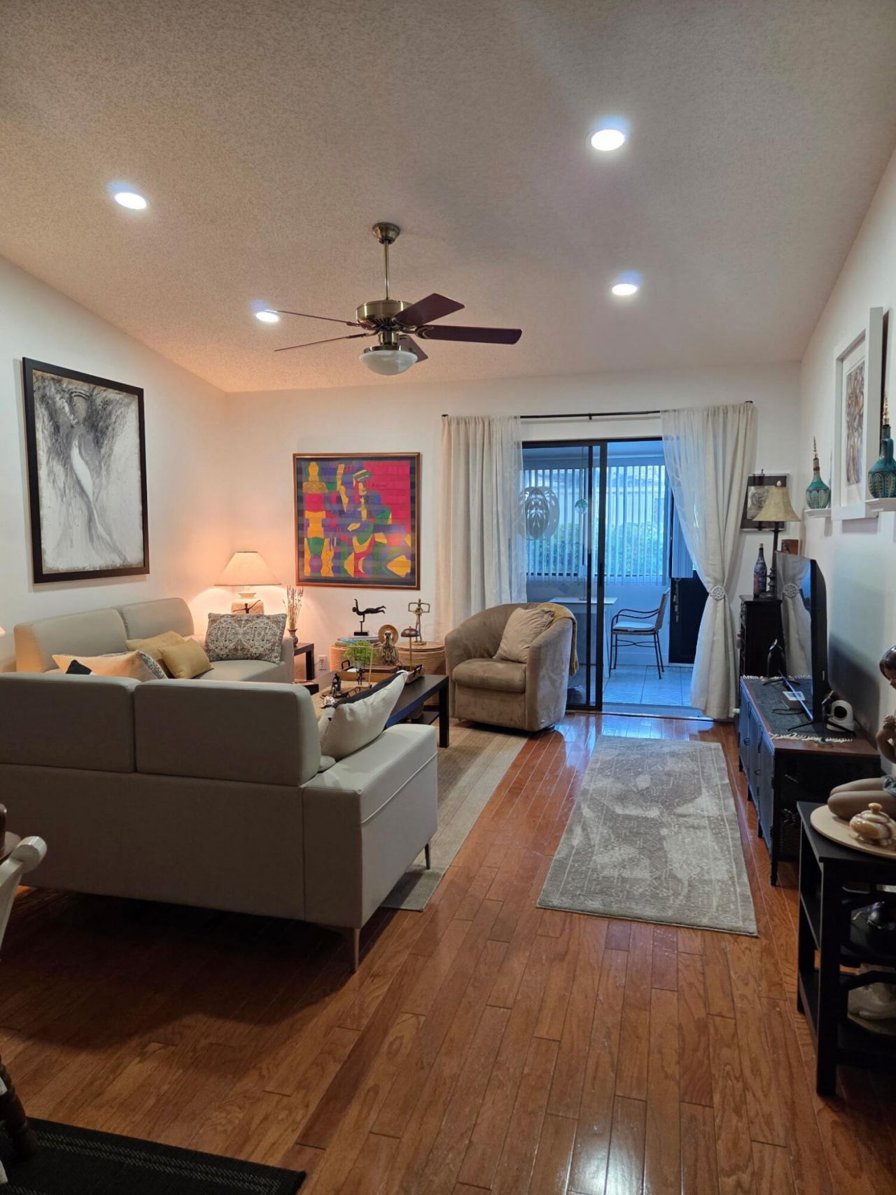 2640 W Gately Dr Drive W, Unit 1204, West Palm Beach, FL 33415 Photo
