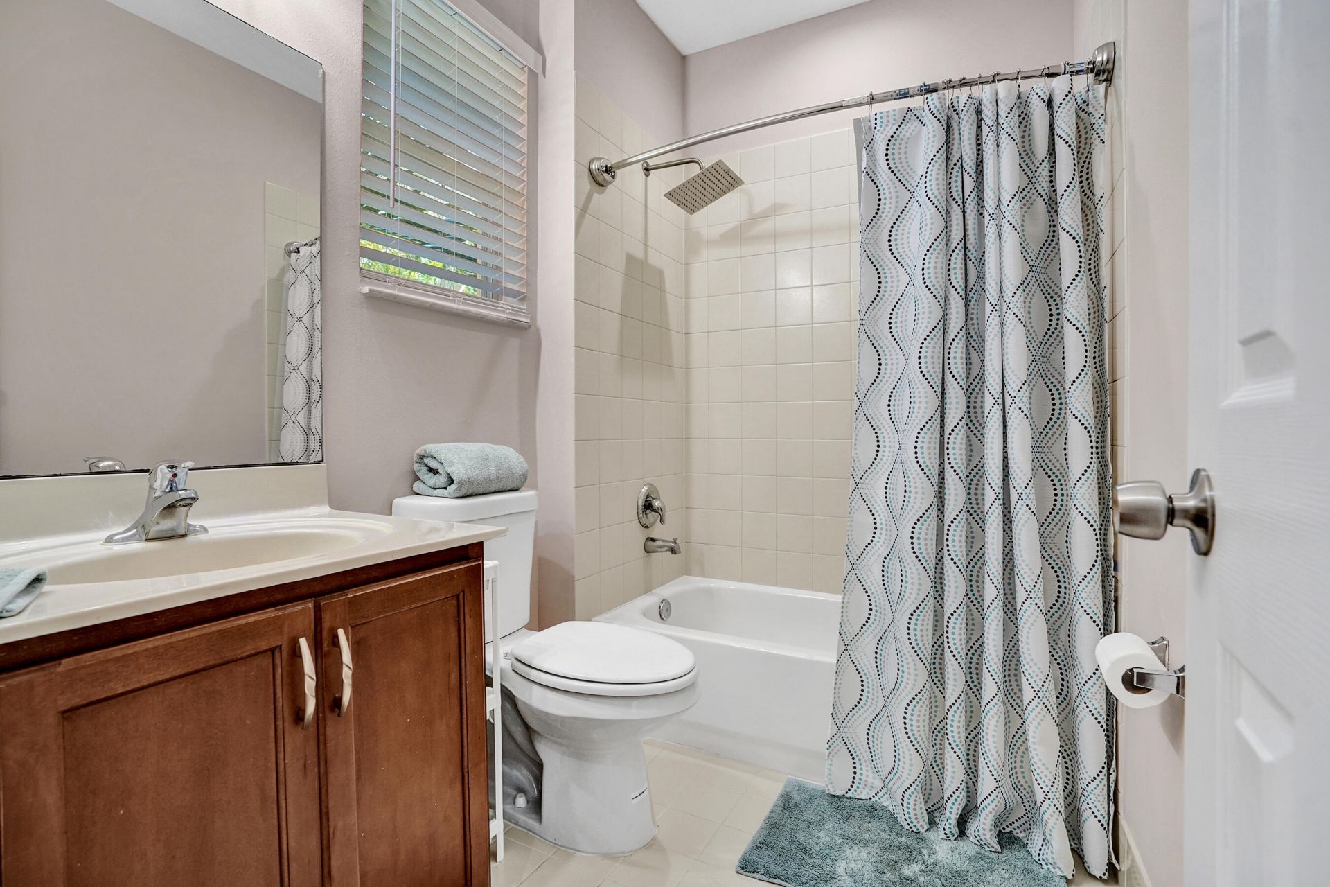 1825 Sonrisa Street, Unit 1825, Riviera Beach, FL 33404 Photo