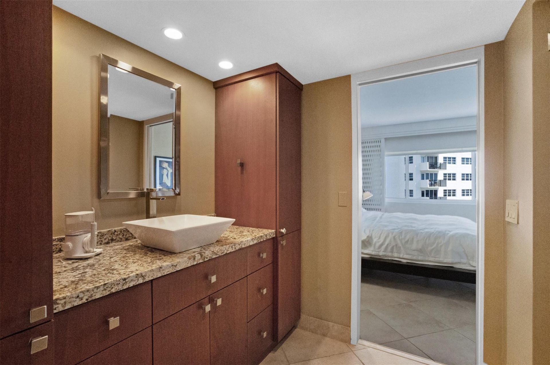 333 Sunset Drive, Unit 503, Fort Lauderdale, FL 33301 Photo