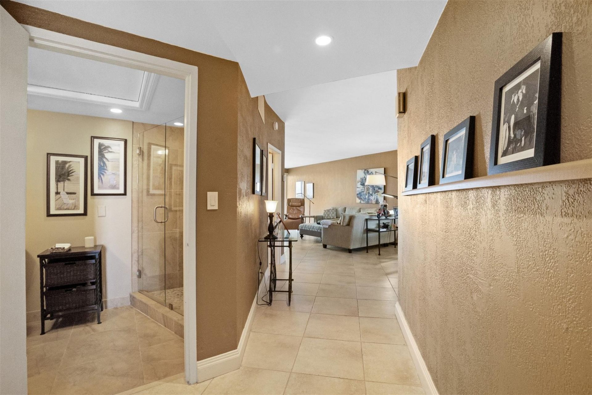333 Sunset Drive, Unit 503, Fort Lauderdale, FL 33301 Photo