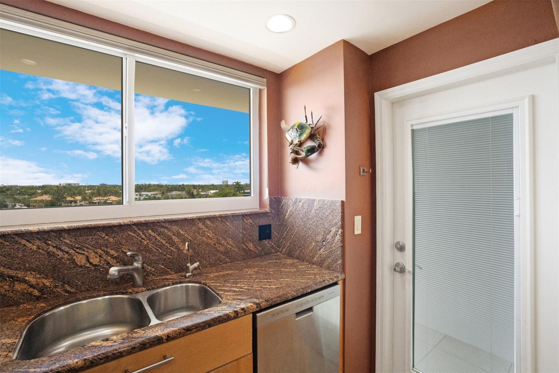 333 Sunset Drive, Unit 503, Fort Lauderdale, FL 33301 Photo