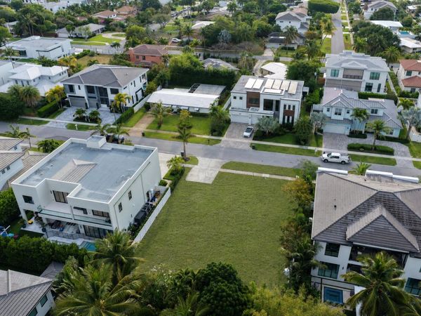 1001 NE 3rd Avenue, Boca Raton, FL 33432