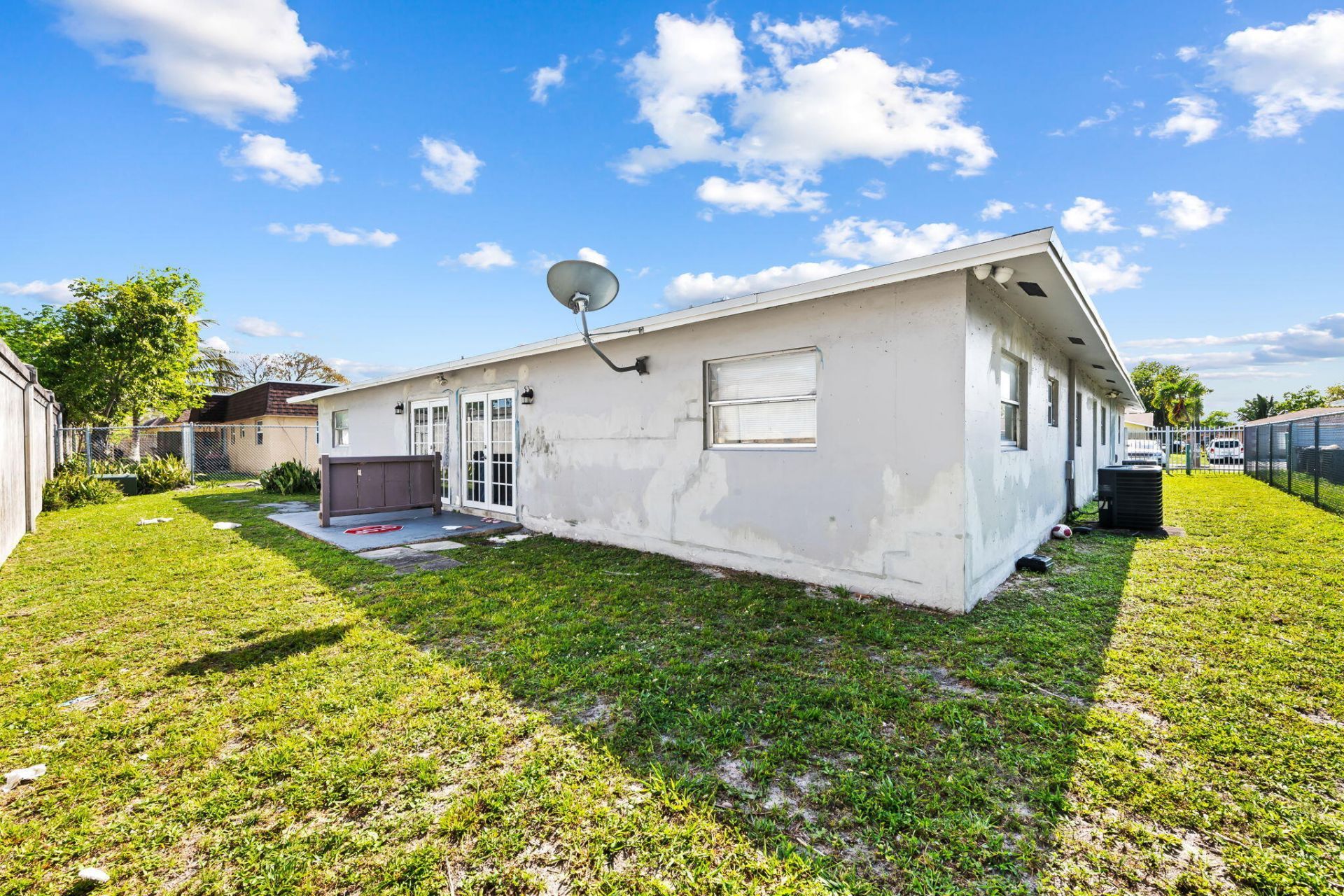 3910 NW 30th Terrace, Lauderdale Lakes, FL 00000 Photo