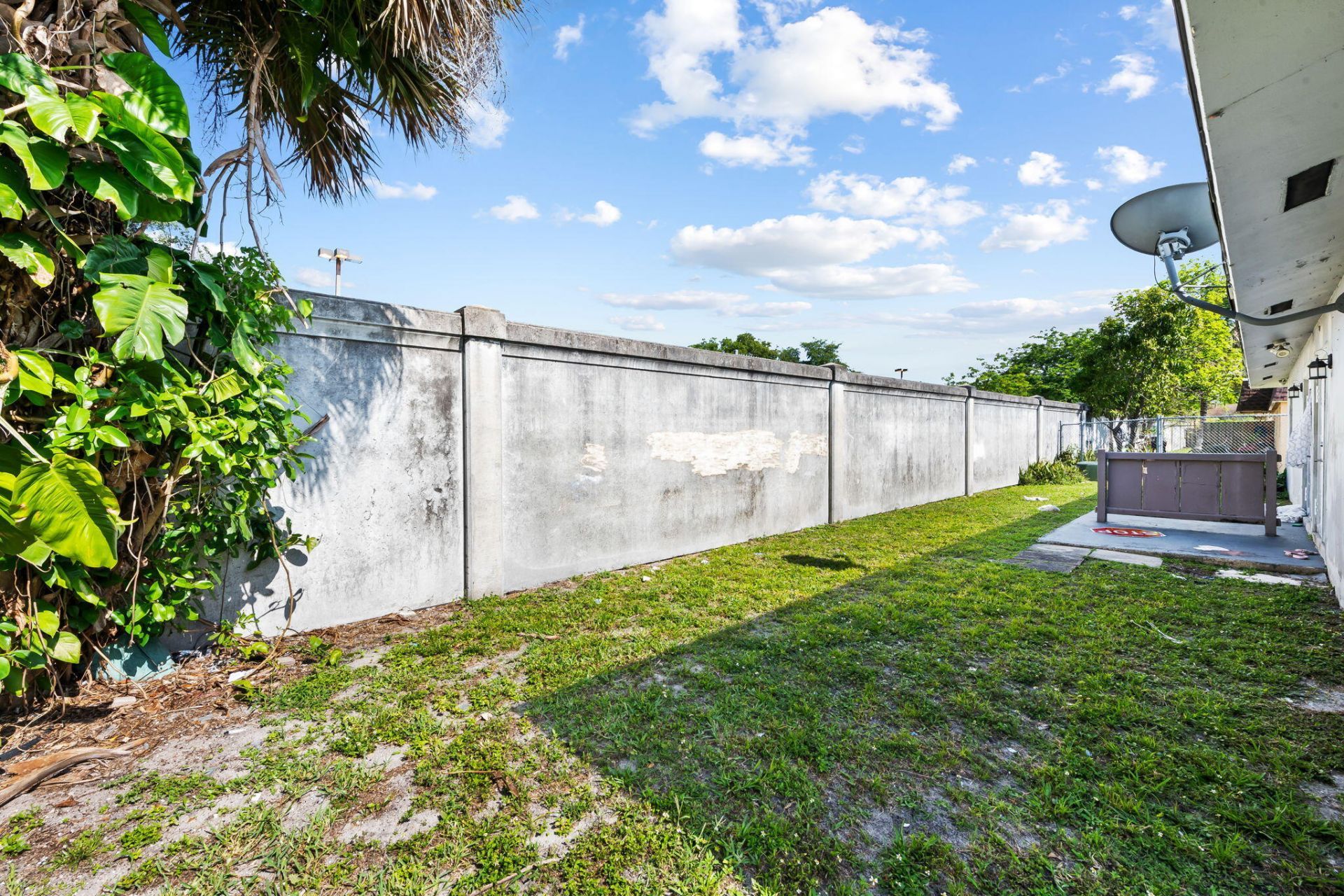 3910 NW 30th Terrace, Lauderdale Lakes, FL 00000 Photo