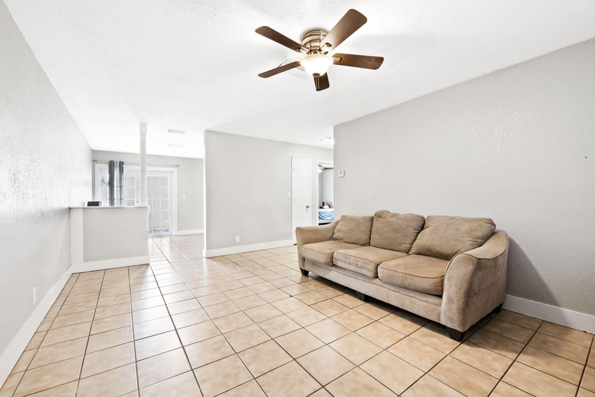 3910 NW 30th Terrace, Lauderdale Lakes, FL 00000 Photo