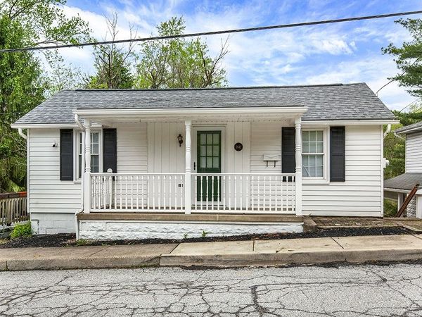 2842 Italy Rd, Export, PA 15632