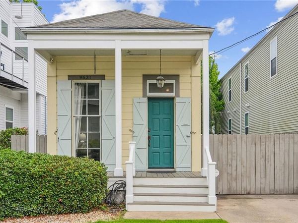 8631 ZIMPLE Street, New Orleans, LA 70118