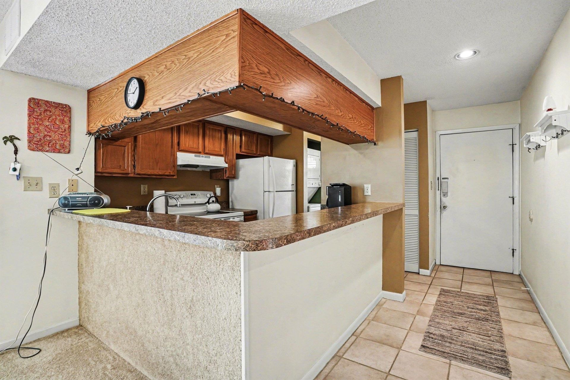 250 Maison Dr. Photo 9