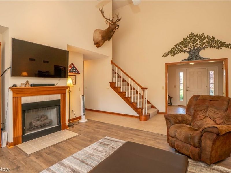 1204 Stone Crossing Street NE, Canton, OH 44721 Photo 9