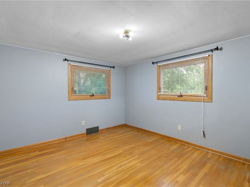 706 Bachtel Street SE, North Canton, OH 44720 Photo 24