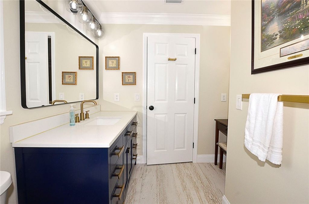 6075 7th Lane, Vero Beach, FL 32968 Photo