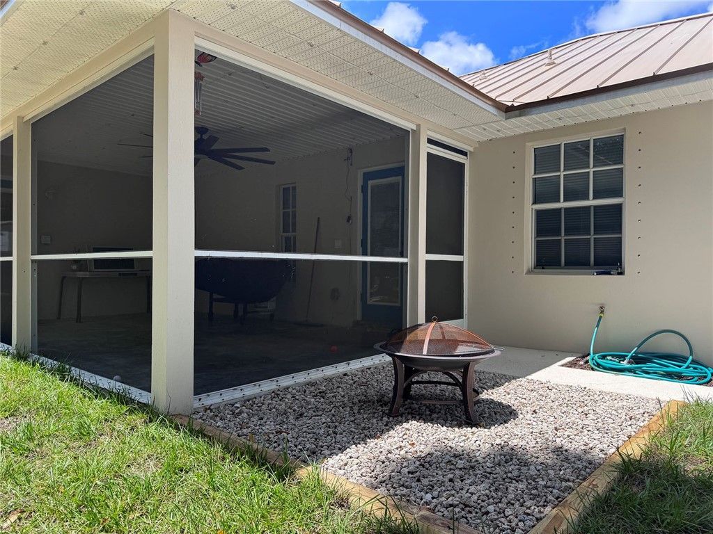 6075 7th Lane, Vero Beach, FL 32968 Photo