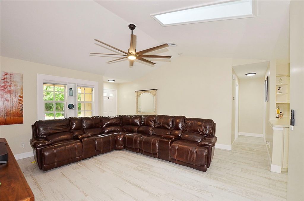 6075 7th Lane, Vero Beach, FL 32968 Photo
