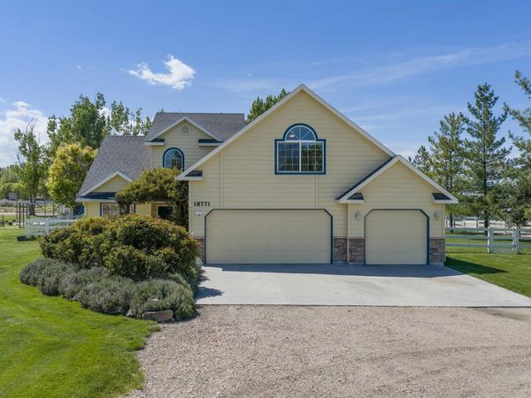 18771 N Midland, Nampa, ID 83687