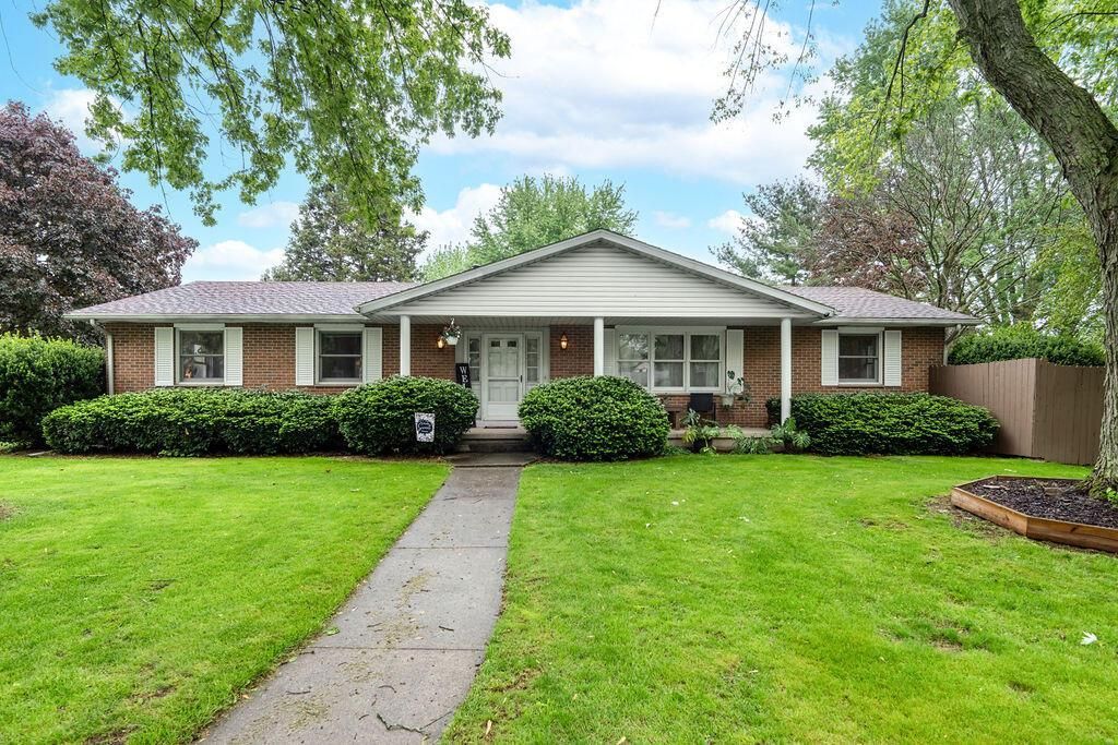 588 Edgefield Drive , Marion, OH 43302 Main Photo
