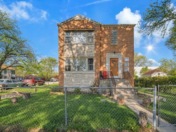 3257 N Kostner Avenue , Chicago, IL 60641