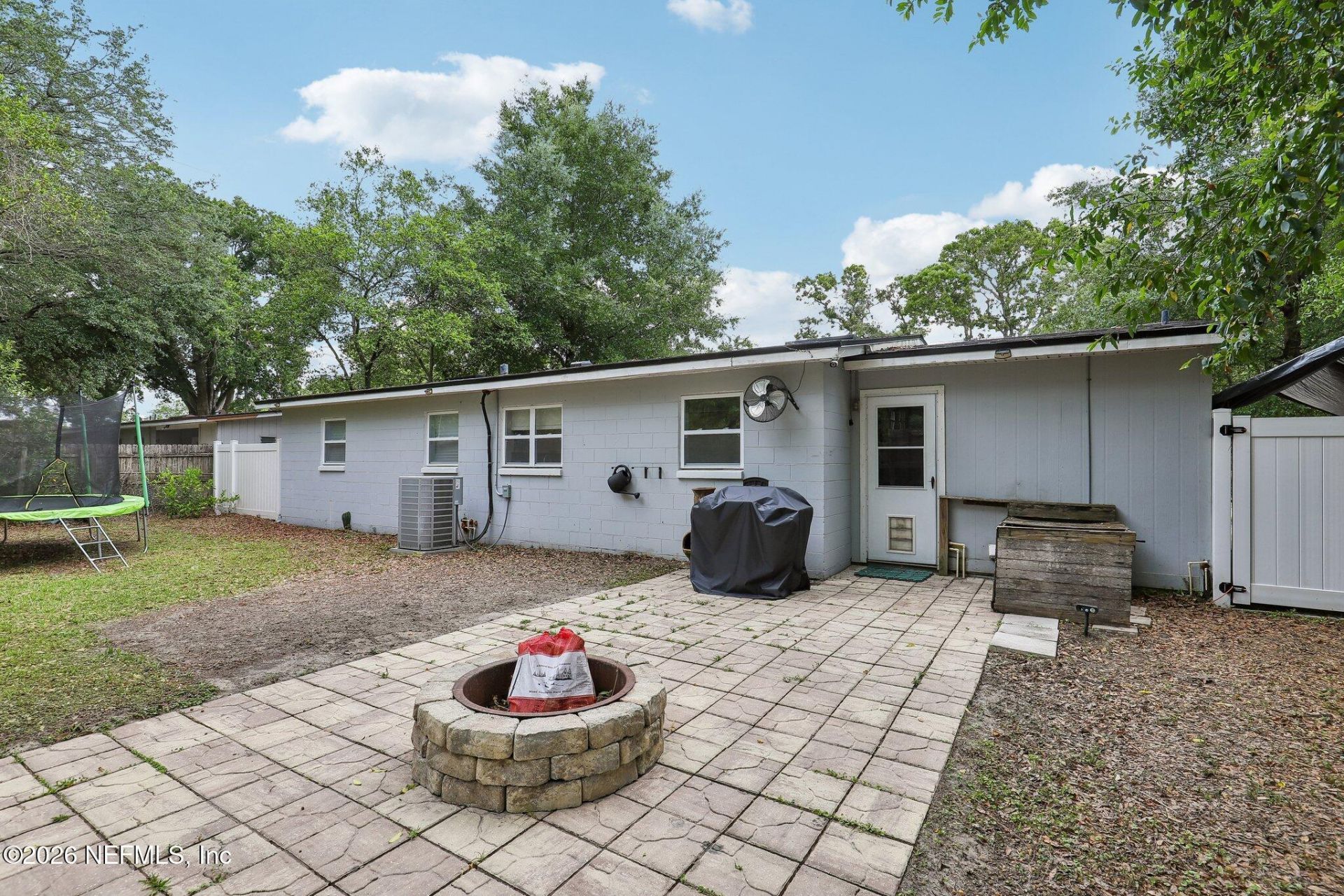 3218 Dalehurst Drive W, Jacksonville, FL 32277 Photo