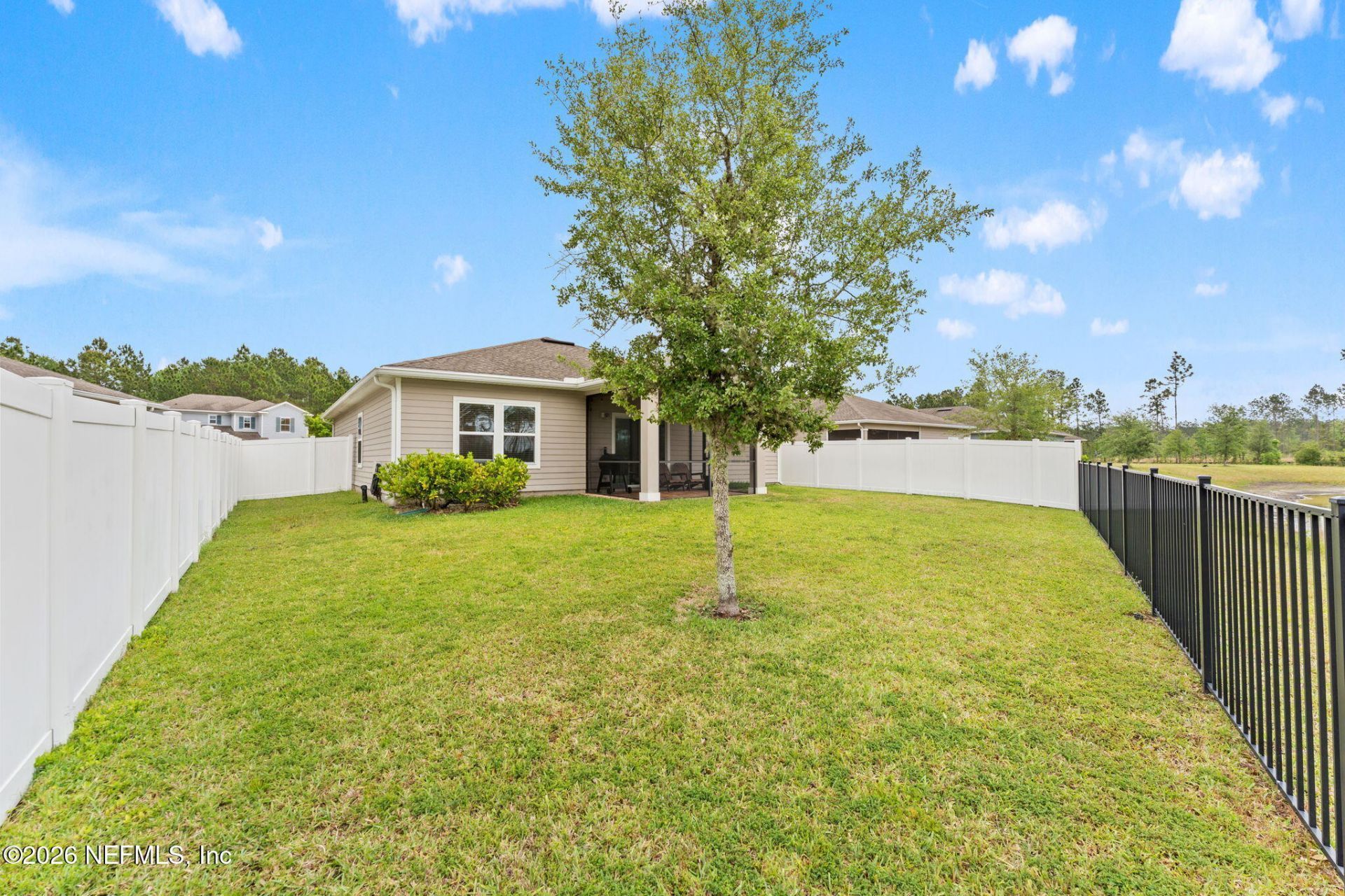 15692 Stedman Lake Drive, Jacksonville, FL 32218 Photo