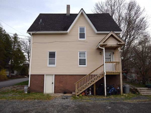 38 Jannell Court, Epping, NH 03042