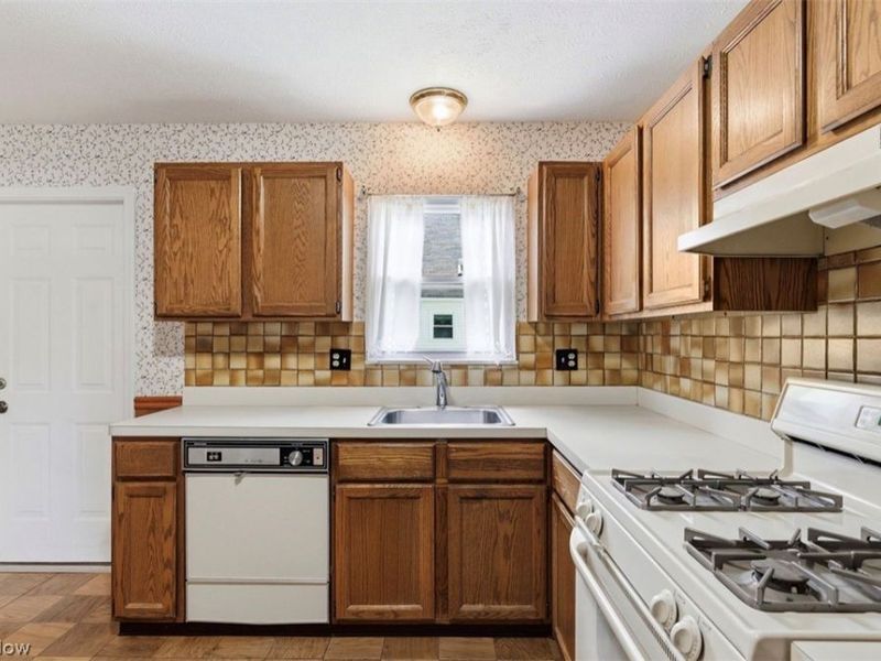 5179 Franklyn Boulevard , Unit B, Willoughby, OH 44094 Photo 7
