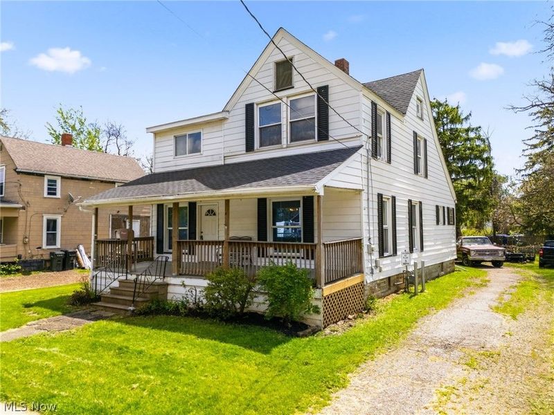 340 Lowell Street, Elyria, OH 44035 Photo 2