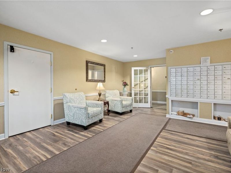2885 Pease Drive , Unit 303, Rocky River, OH 44116 Photo 22