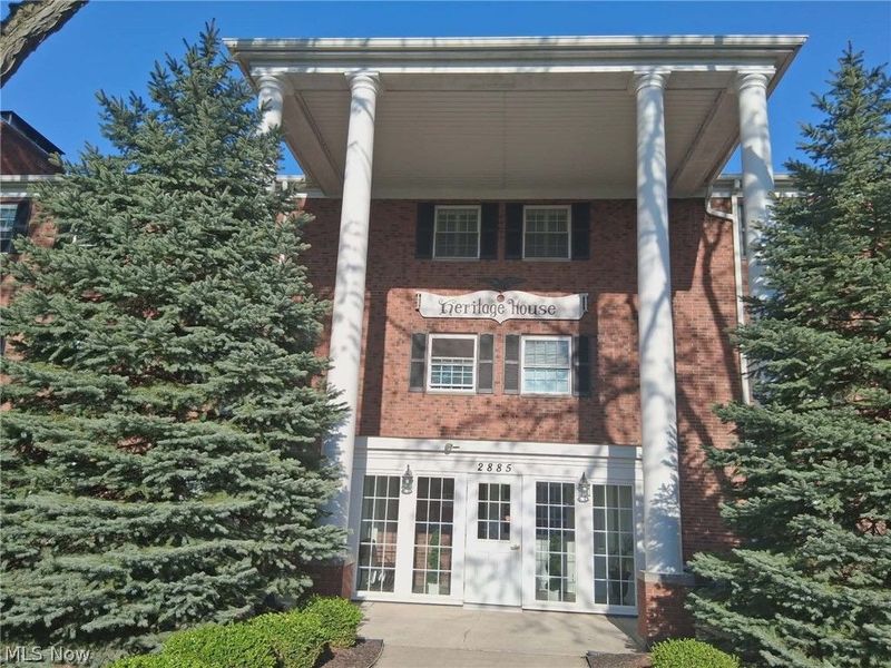 2885 Pease Drive , Unit 303, Rocky River, OH 44116 Photo 3