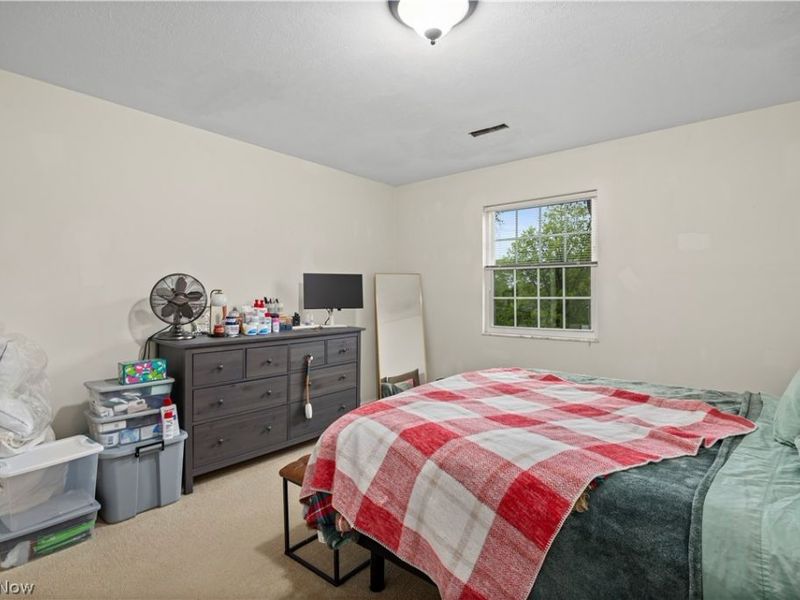 2885 Pease Drive , Unit 303, Rocky River, OH 44116 Photo 5