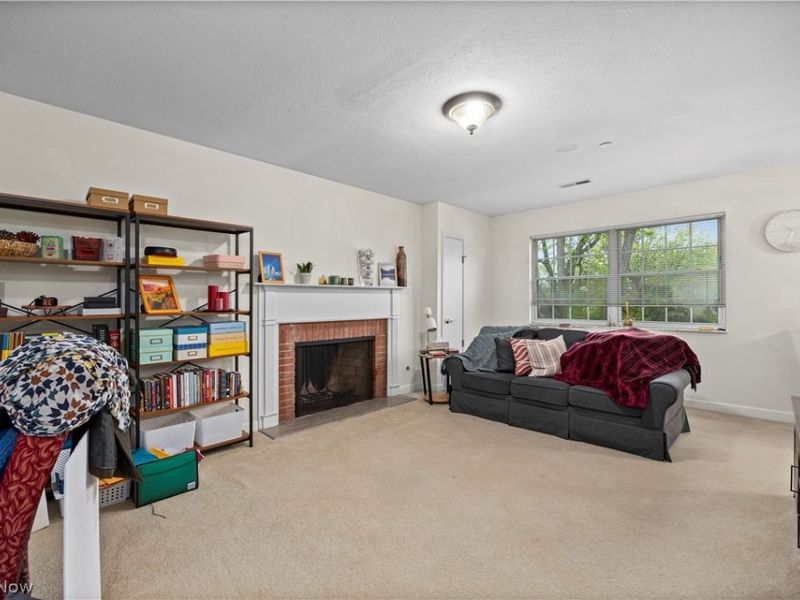 2885 Pease Drive , Unit 303, Rocky River, OH 44116 Photo 9