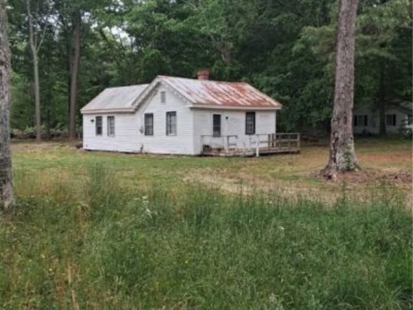 406 Hamburg Road , Haywood, VA 23138