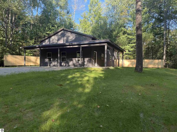 10927 Grand Kal Road, Fife Lake, MI 49633
