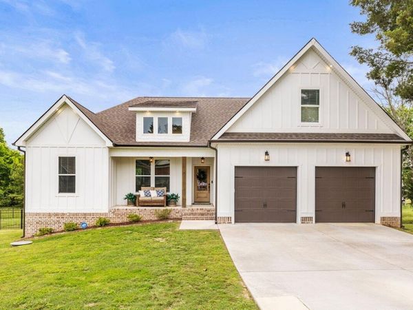 185 Hunting Ridge Circle, Rock Spring, GA 30739