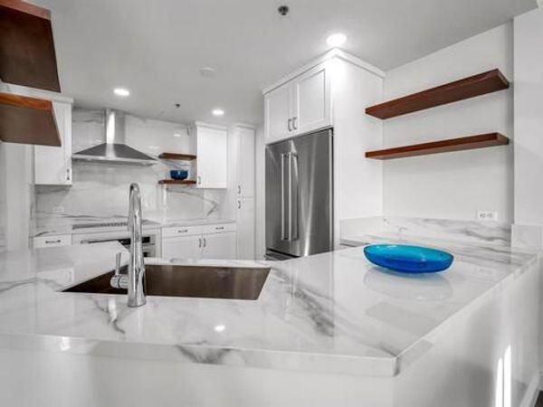 10724 Wilshire Boulevard, Unit 809, Los Angeles, CA 90024