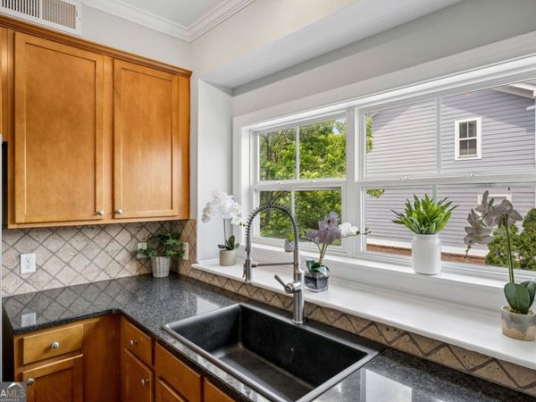 306 Carlyle Park Drive NE, Atlanta, GA 30307