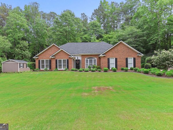 114 Wellington Drive, Lagrange, GA 30241
