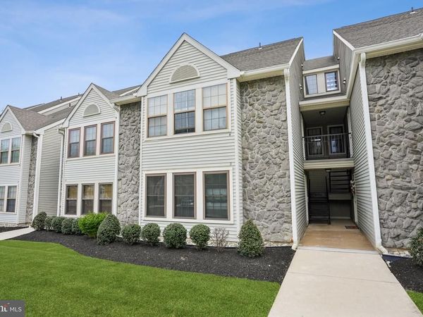 2 BRIDGEWATER DRIVE , MARLTON, NJ 08053