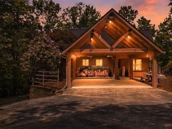 470 Sautee Ridge Road , Clarkesville, GA 30523