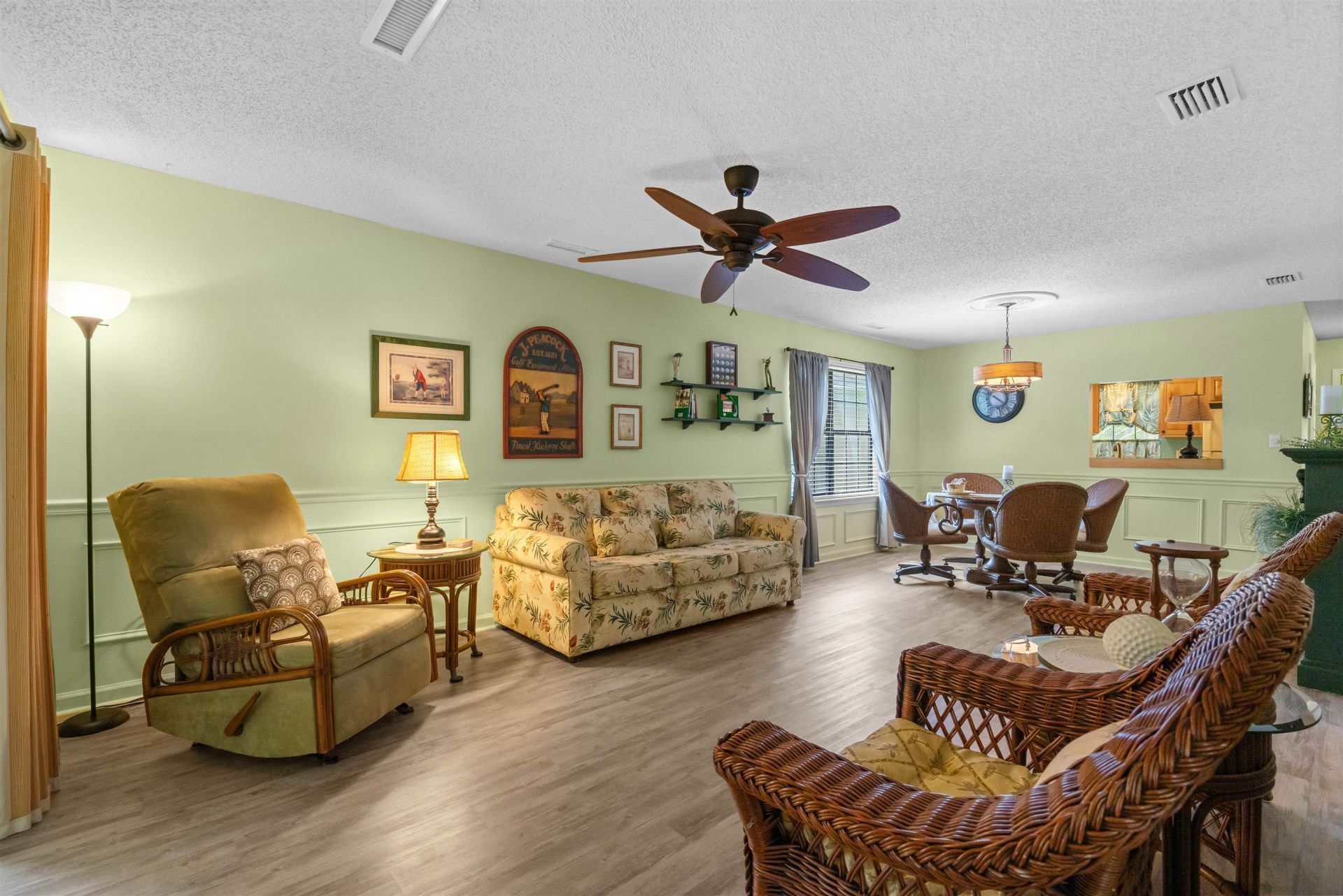 6518 White Heron Crescent Photo 13