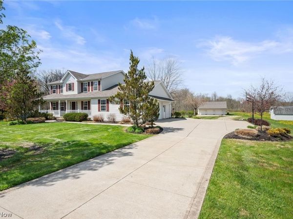 10030 Kile Road , Chardon, OH 44024