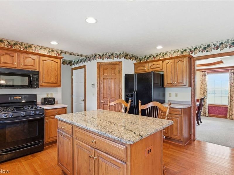 10030 Kile Road , Chardon, OH 44024 Photo 23