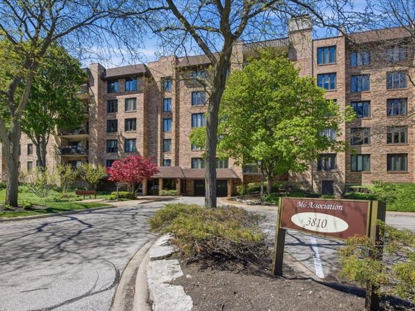 3810 Mission Hills Road , Unit 505, Northbrook, IL 60062