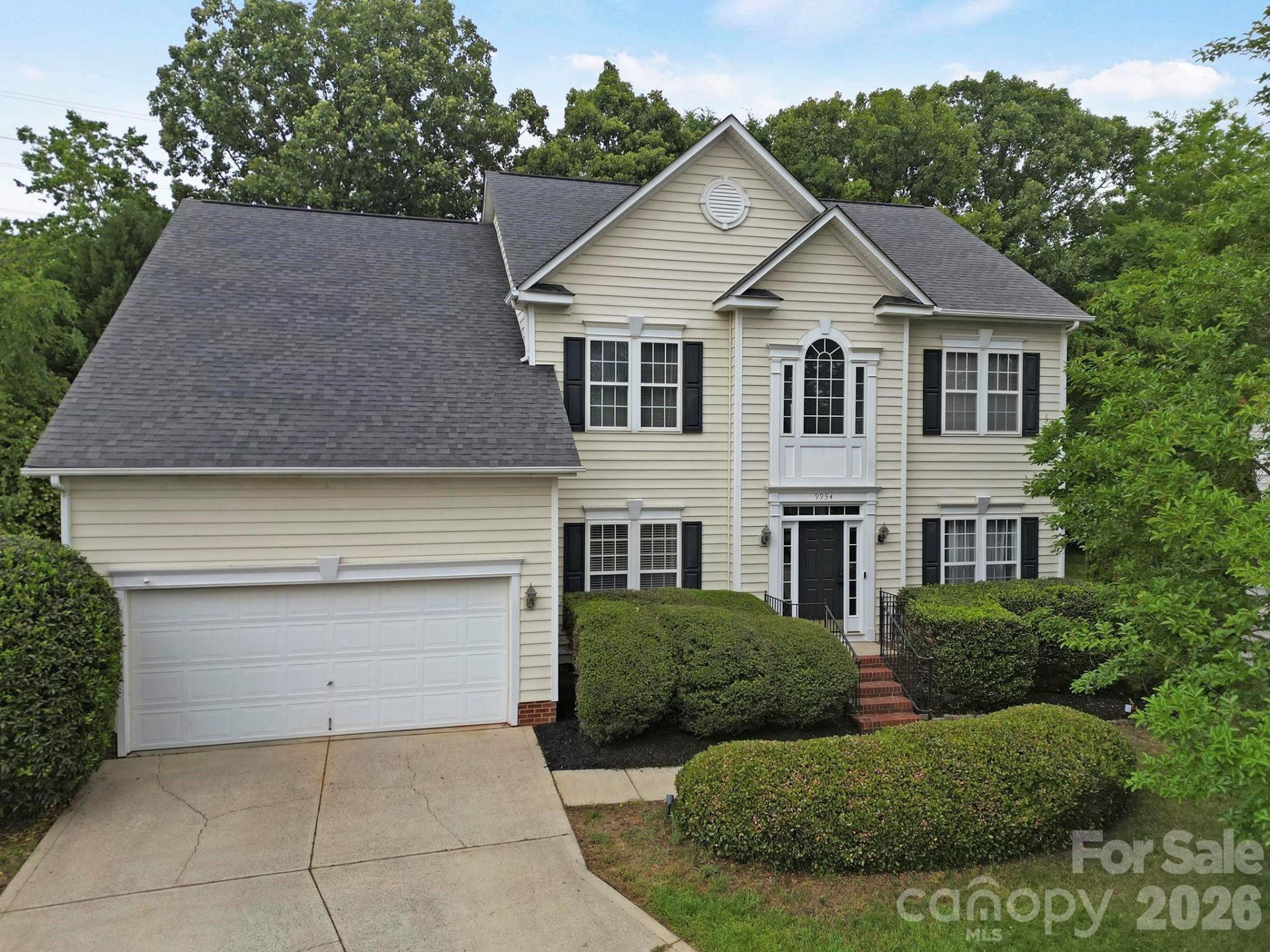 9954 Mitchell Glen Drive, Charlotte, NC 28277 Main Photo