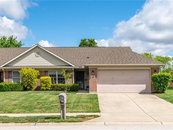 119 Zinfandel Drive, Englewood, OH 45322