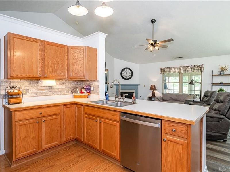 119 Zinfandel Drive, Englewood, OH 45322 Photo 18