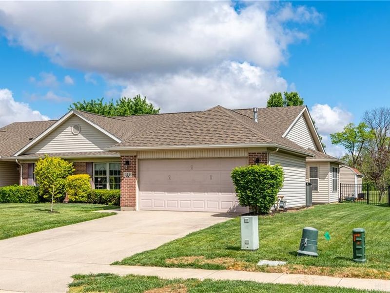 119 Zinfandel Drive, Englewood, OH 45322 Photo 3